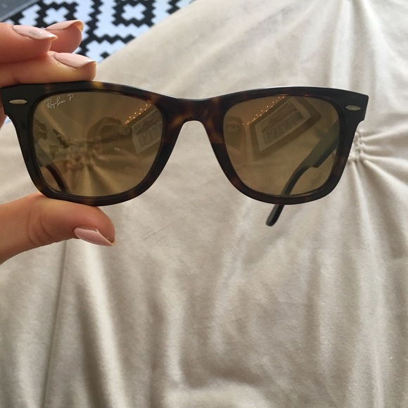 Ray-ban Original Wayfarer Sunglasses - Picture 2 of 8